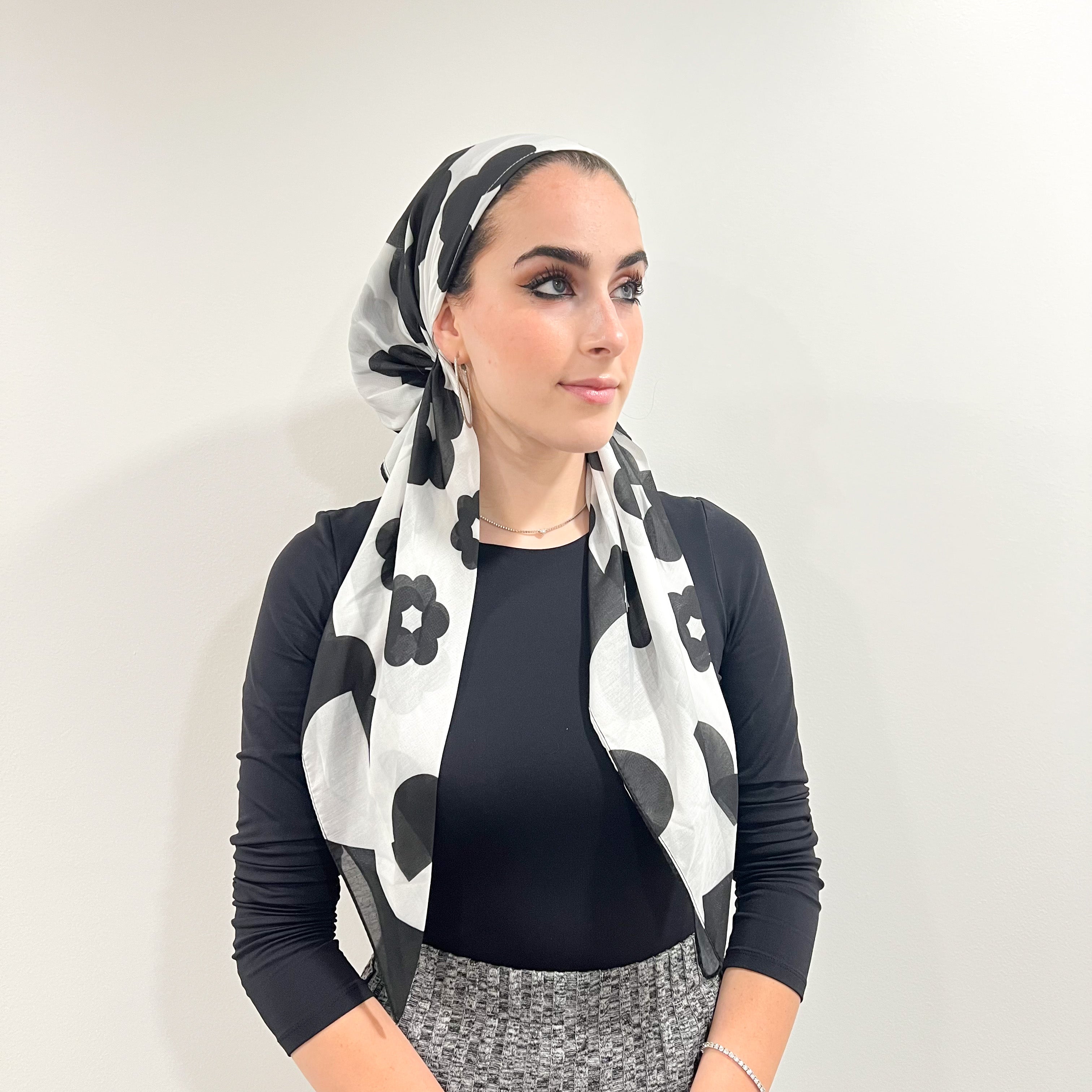 Layla Pre-Tied Scarf