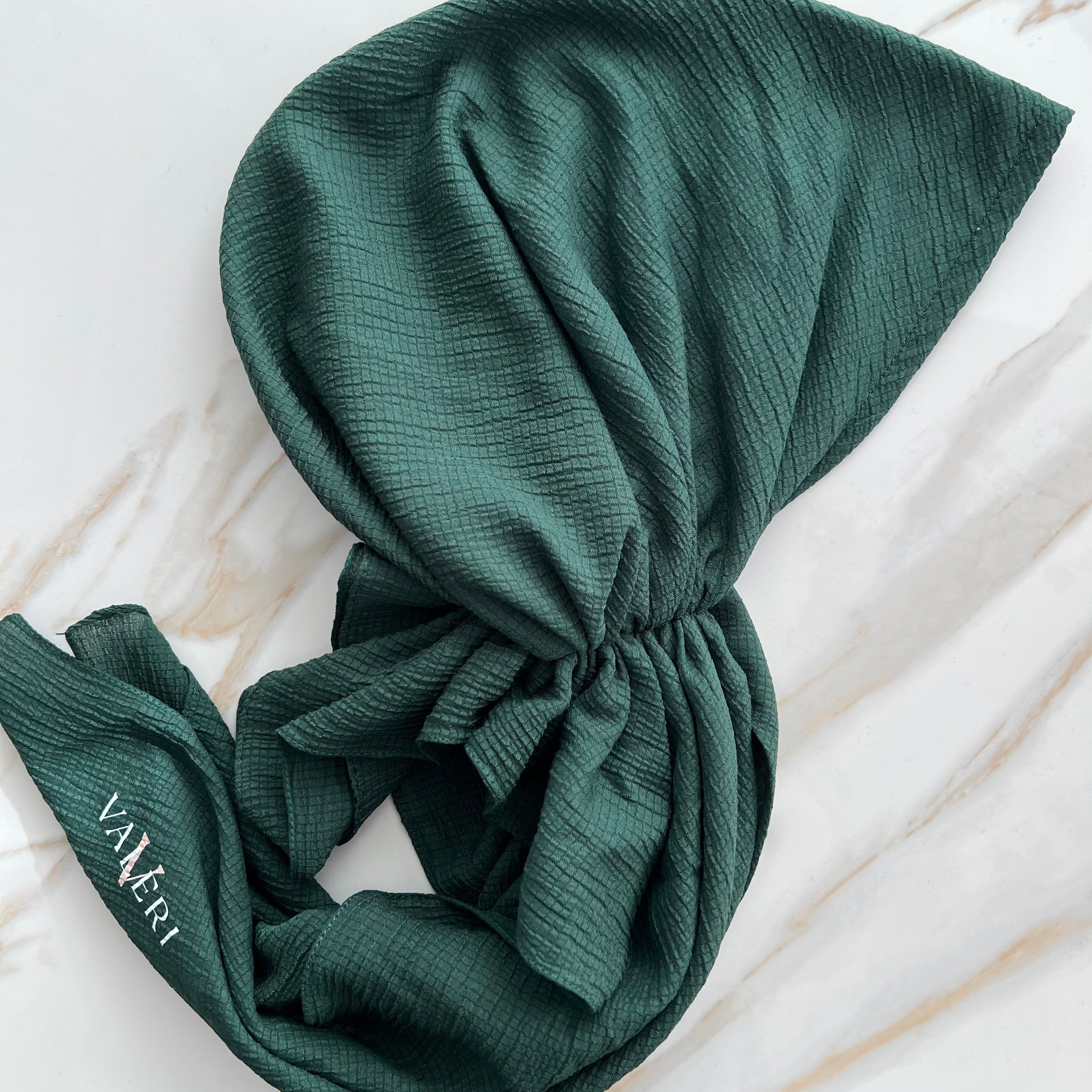 Crinkle Pre-Tied - Emerald Green