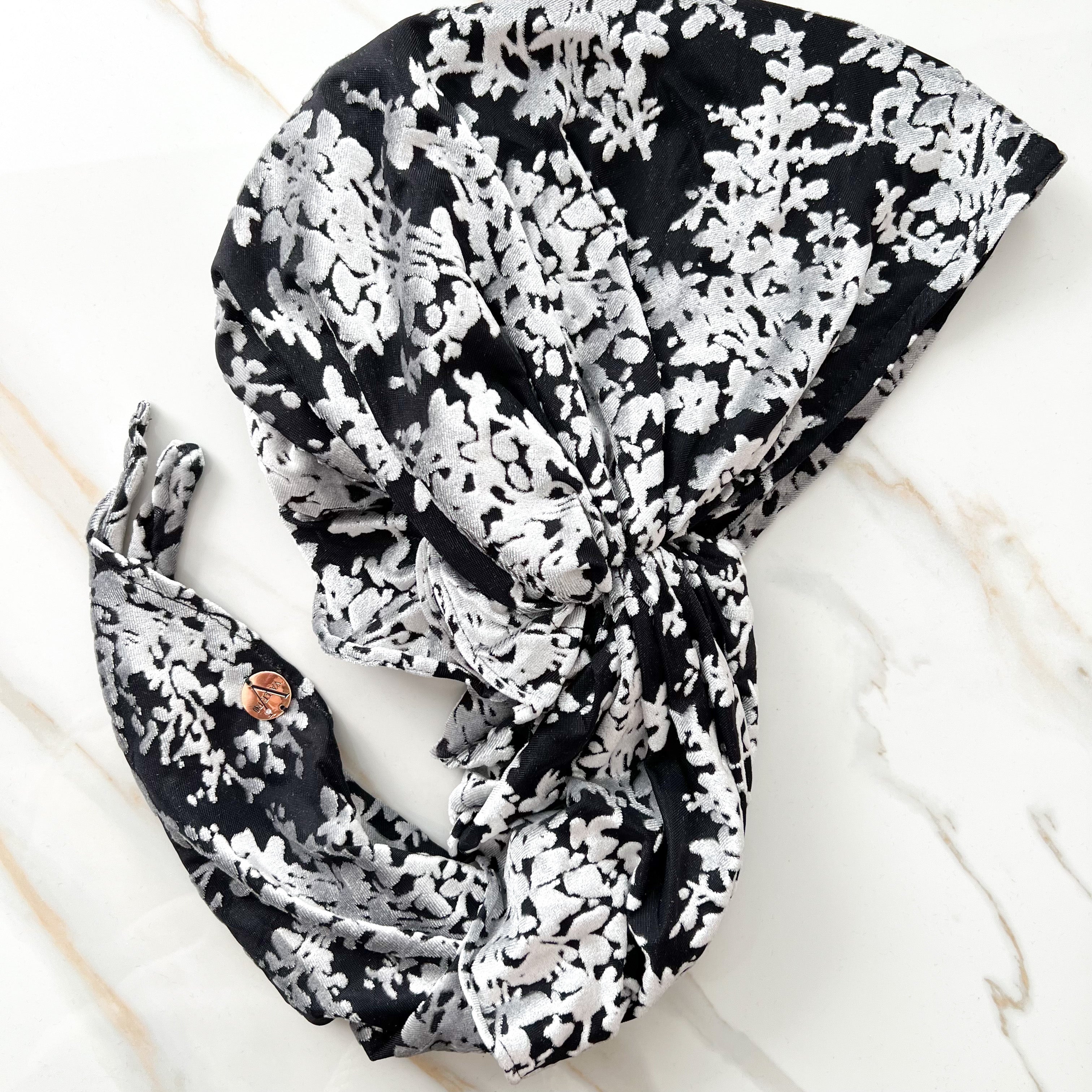 Leilani Velvet Pre-Tied Scarf - Silver