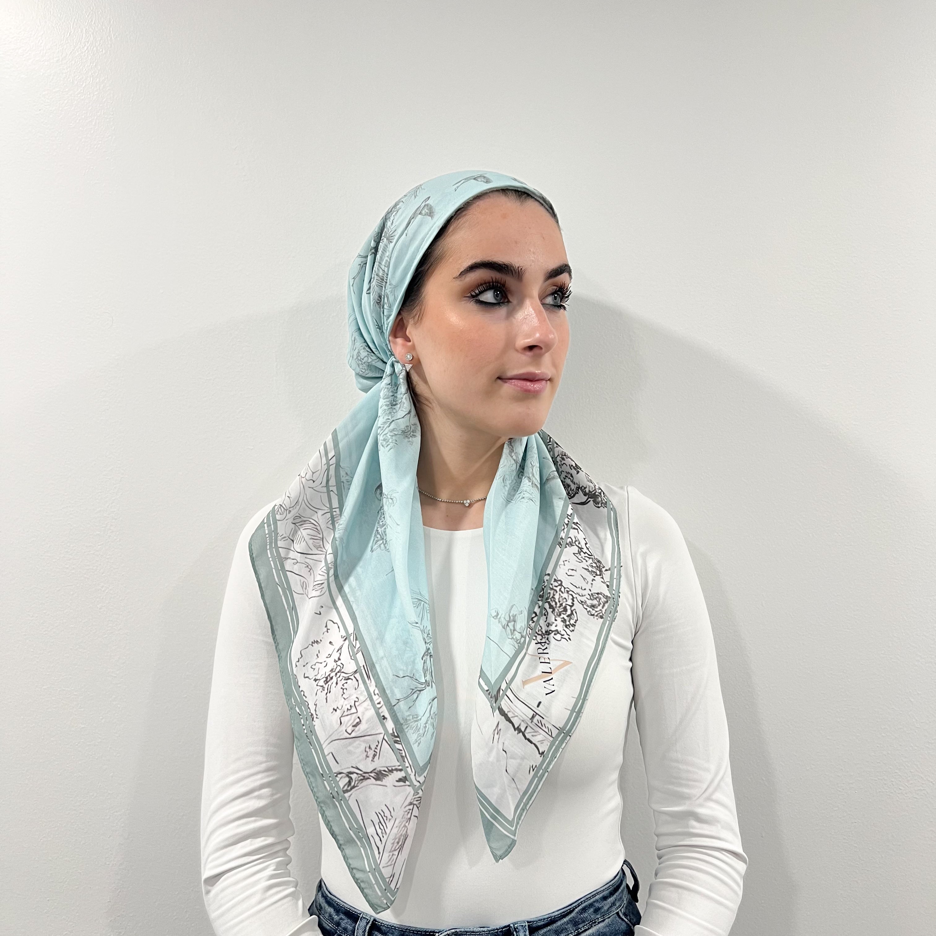 Toile Pre-Tied Scarf