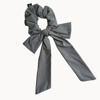 Gray Dri Fit Bow Scrunchie