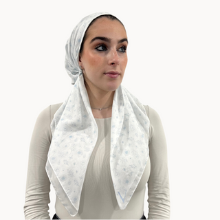Valeri Signature Bloom White Pre-Tied Scarf