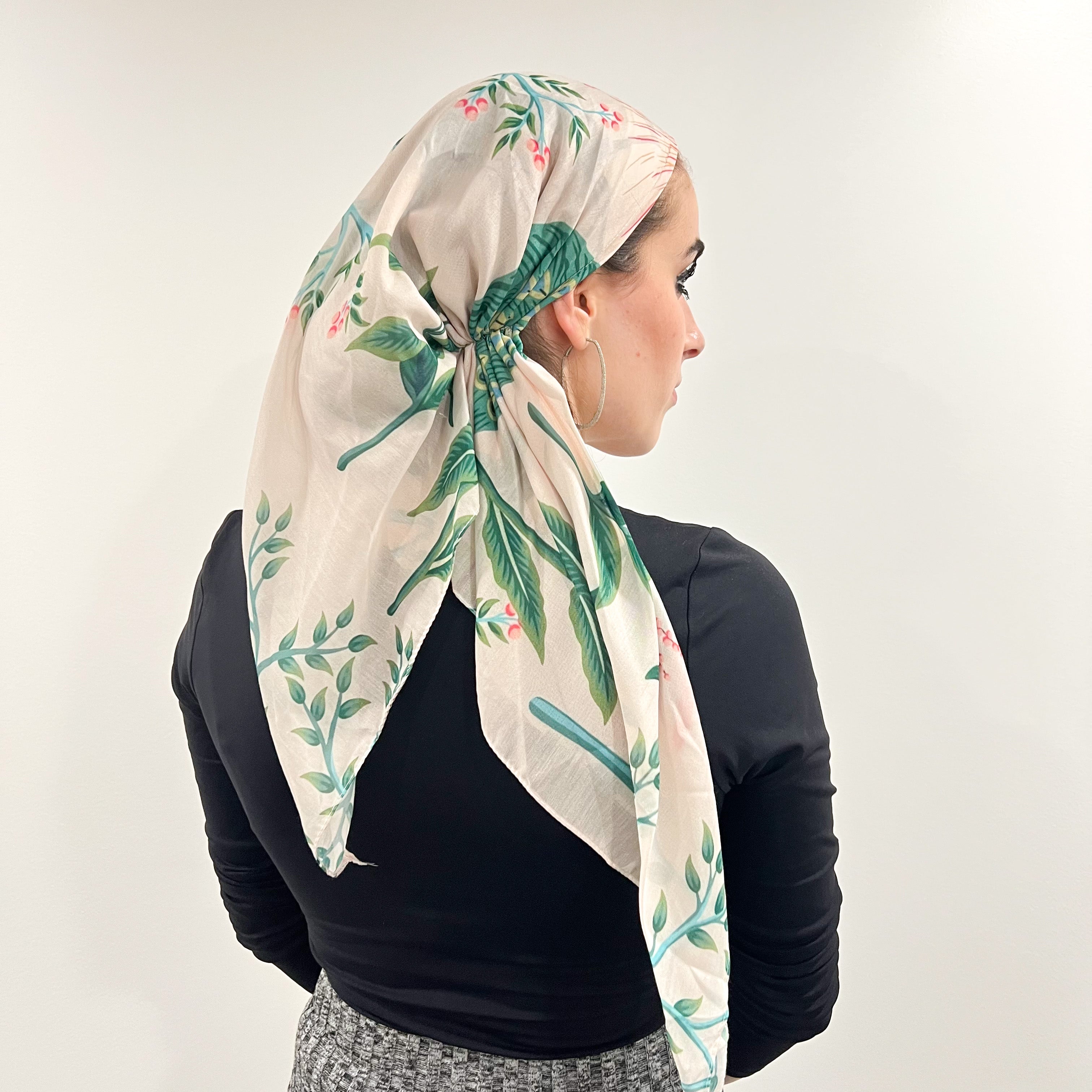 Viola Open Pre-Tied Scarf