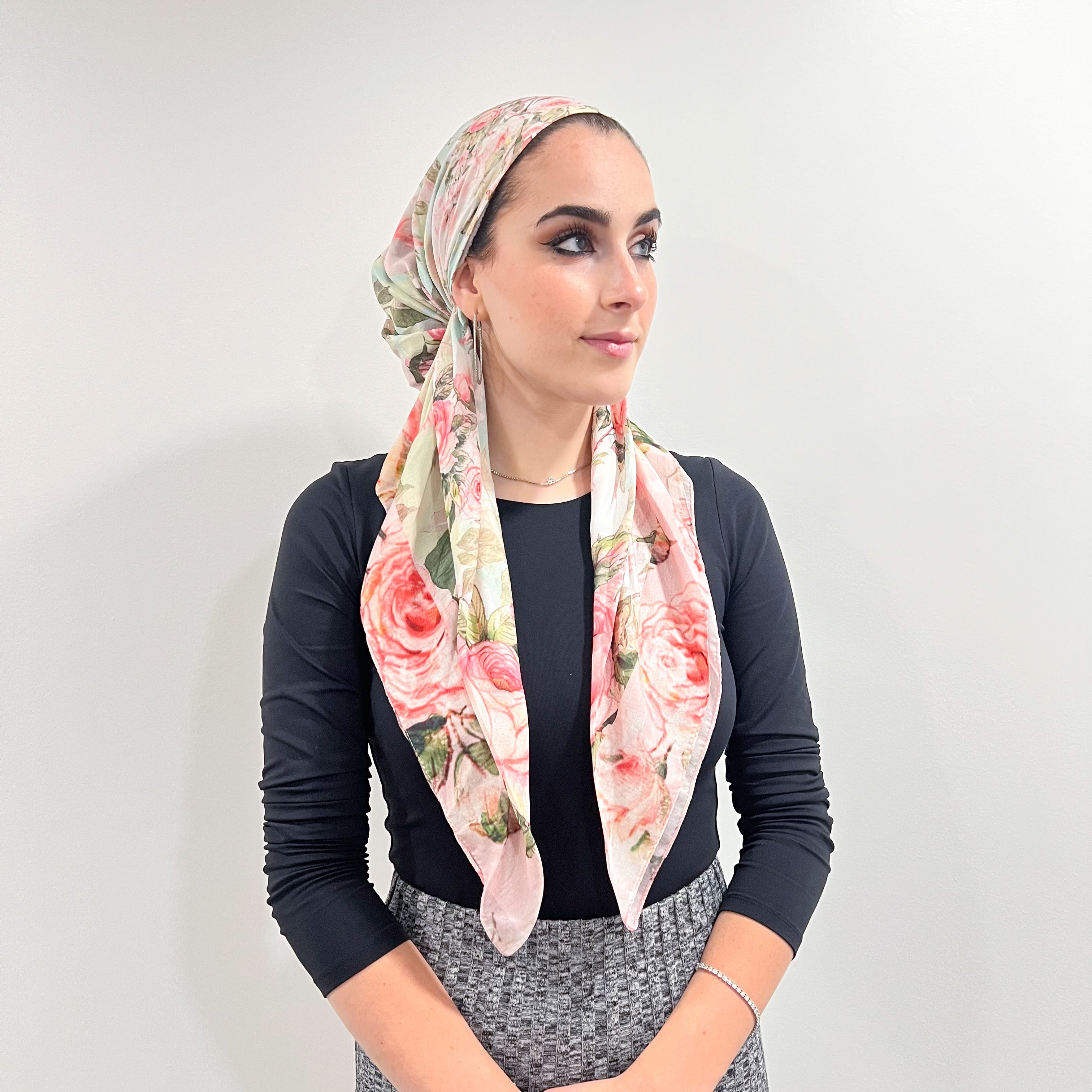 Lizzy 2.0 Pre-Tied Scarf