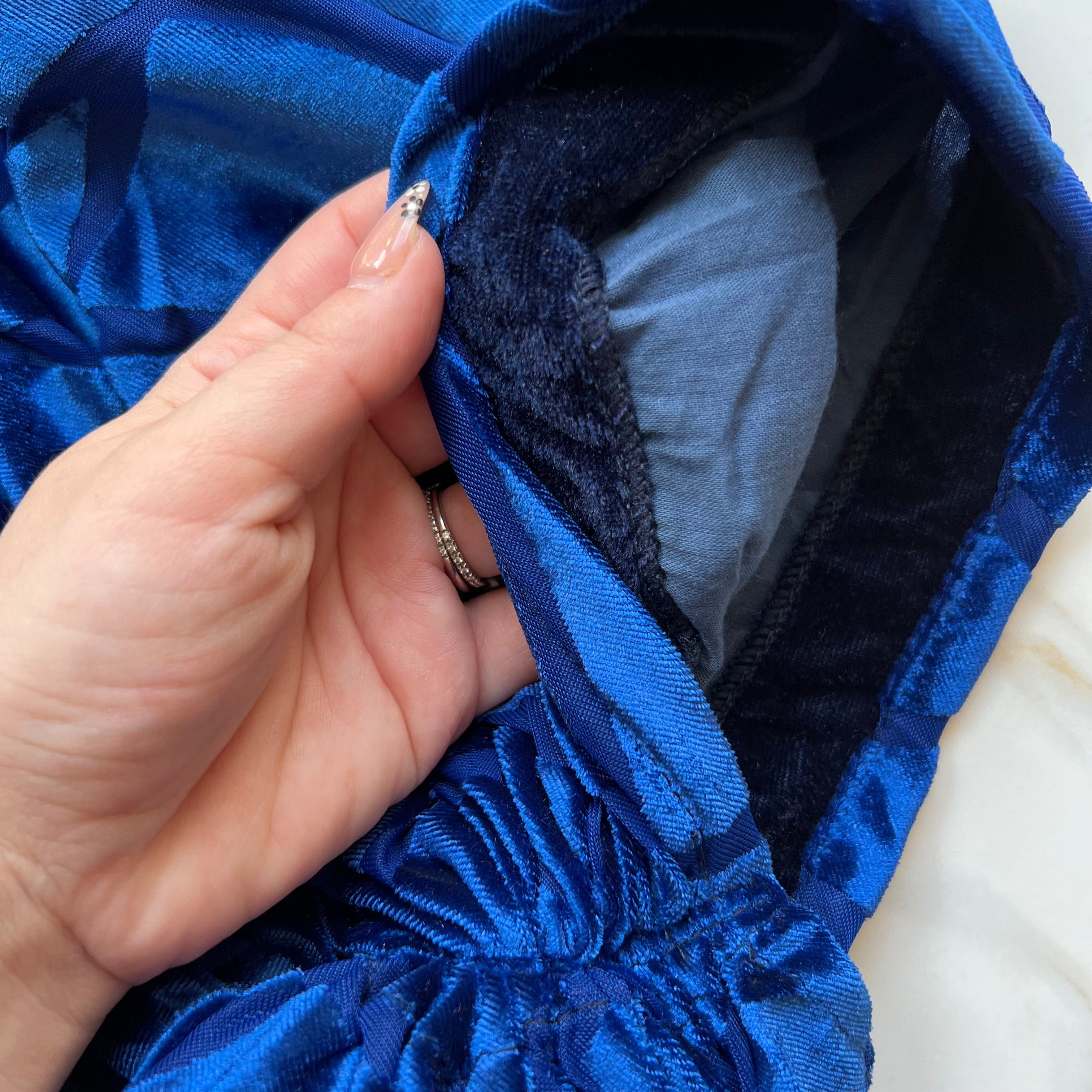 Claire Velvet Pre-Tied Scarf - Royal Blue