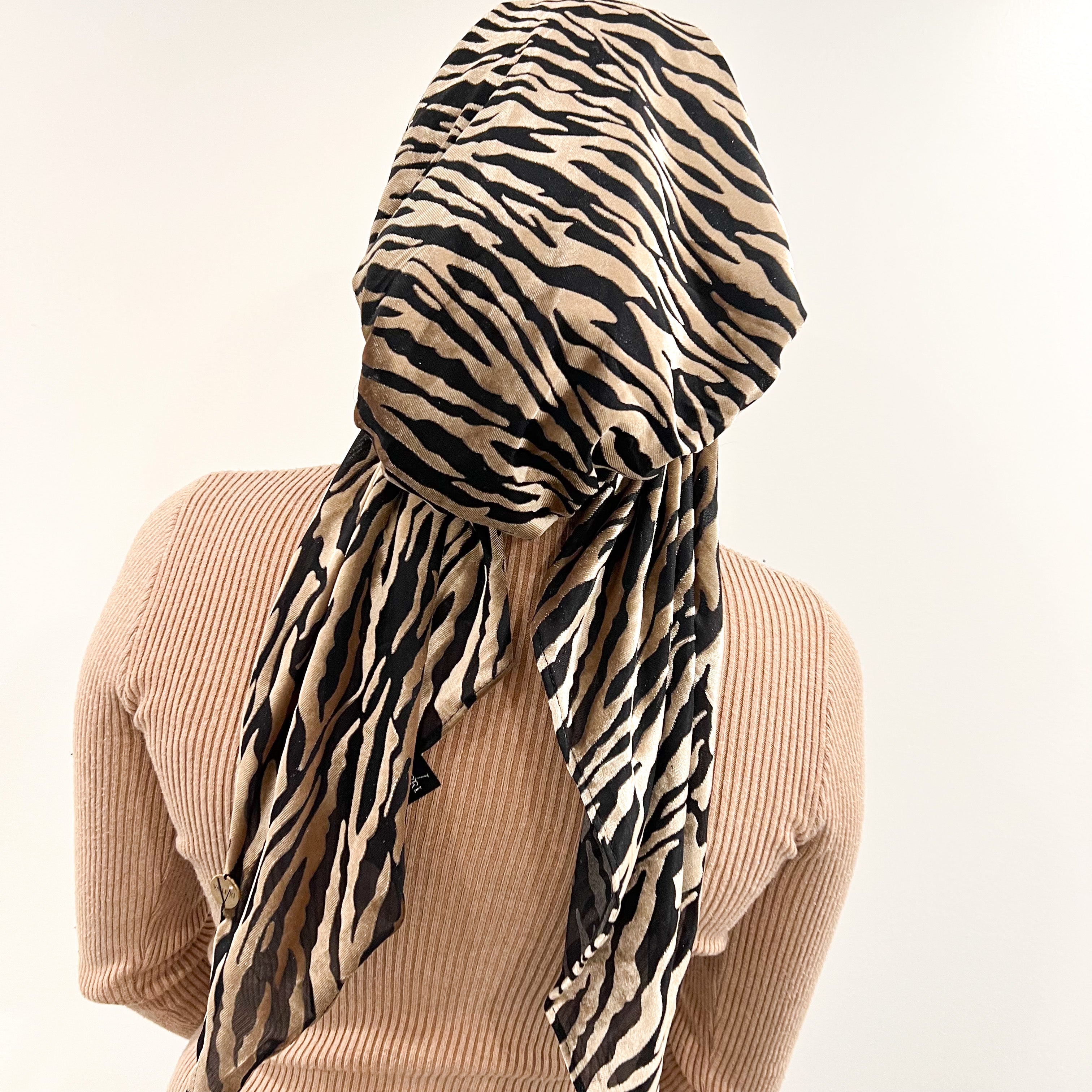 Tiger Velvet Pre-Tied Scarf - Champagne