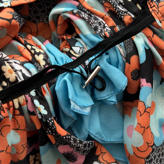 Retro Daisy Pre-Tied Scarf