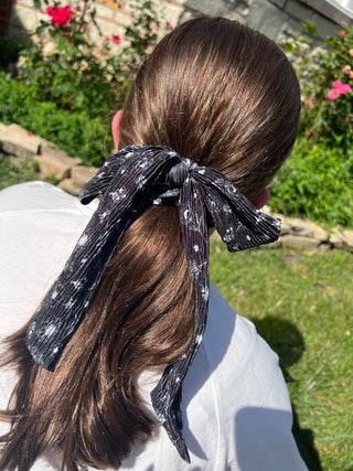 Valeri Signature Bloom Crinkle Bow Scrunchie