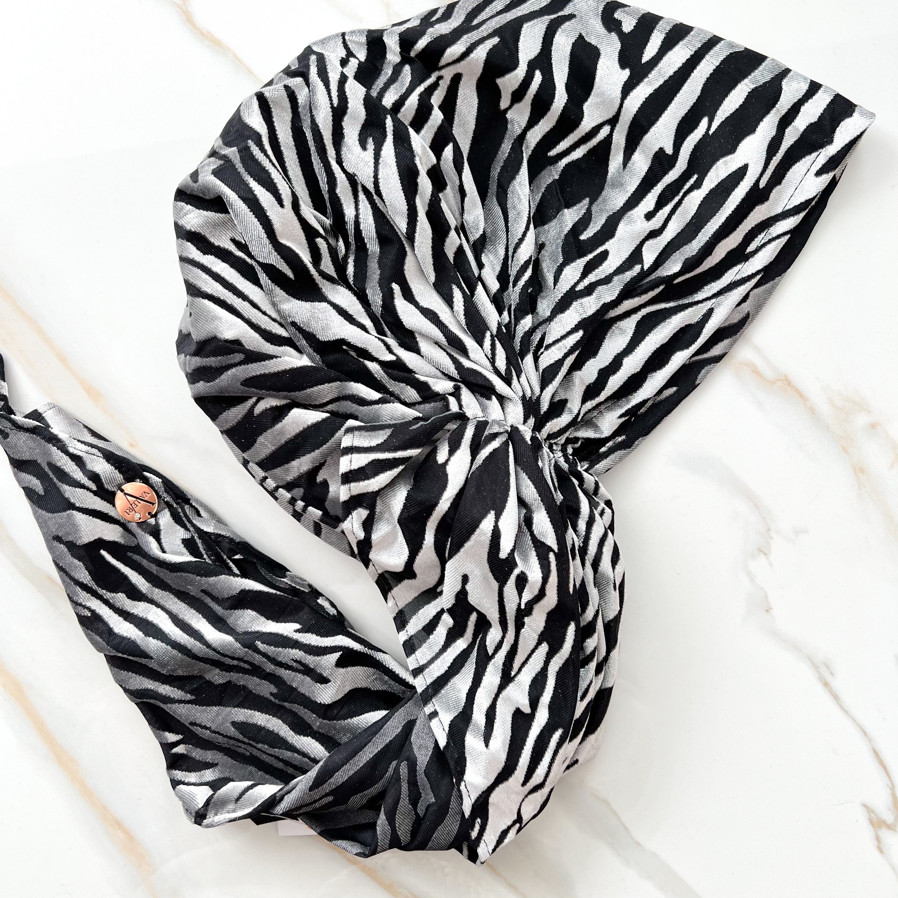 Tiger Velvet Pre-Tied Scarf - Silver