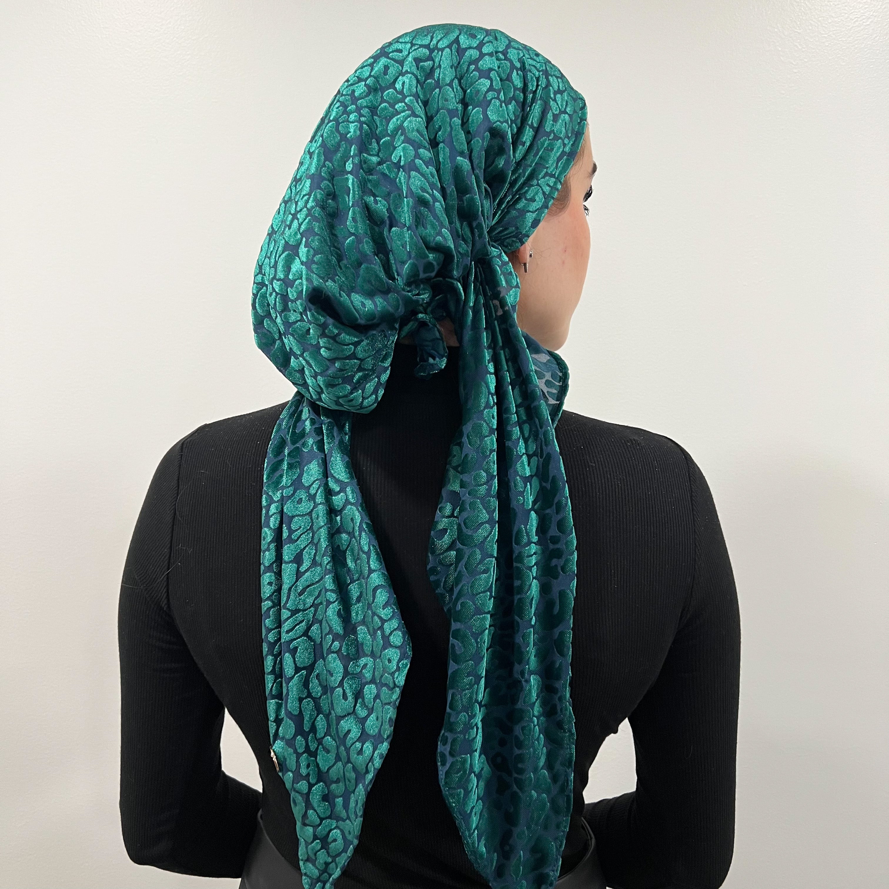 Leopard Velvet Pre-Tied - Green