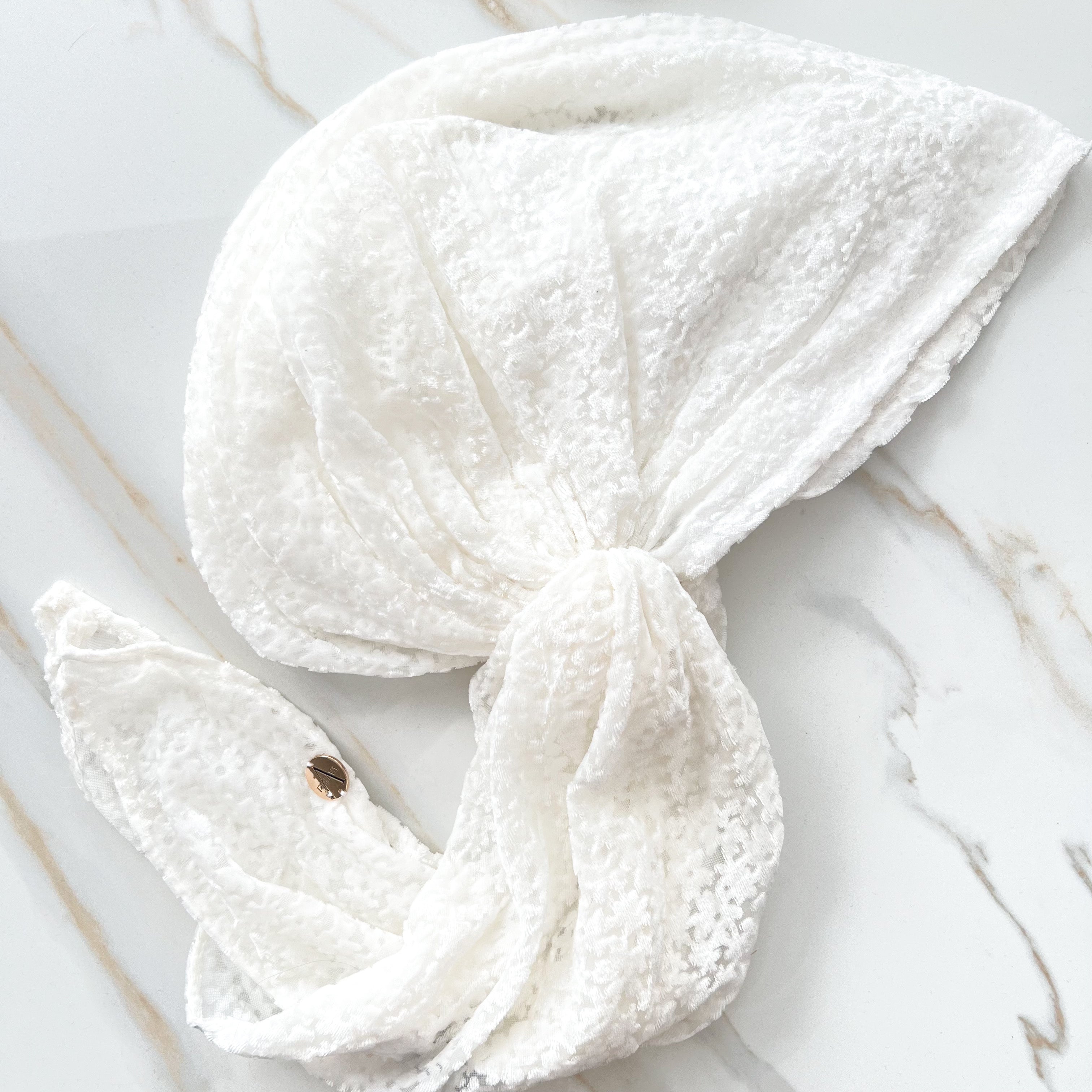 Odette Velvet Pre-Tied Scarf - White