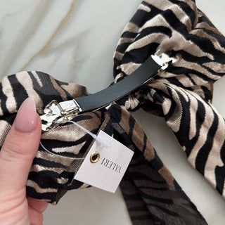 Tiger Velvet Bow - Champagne