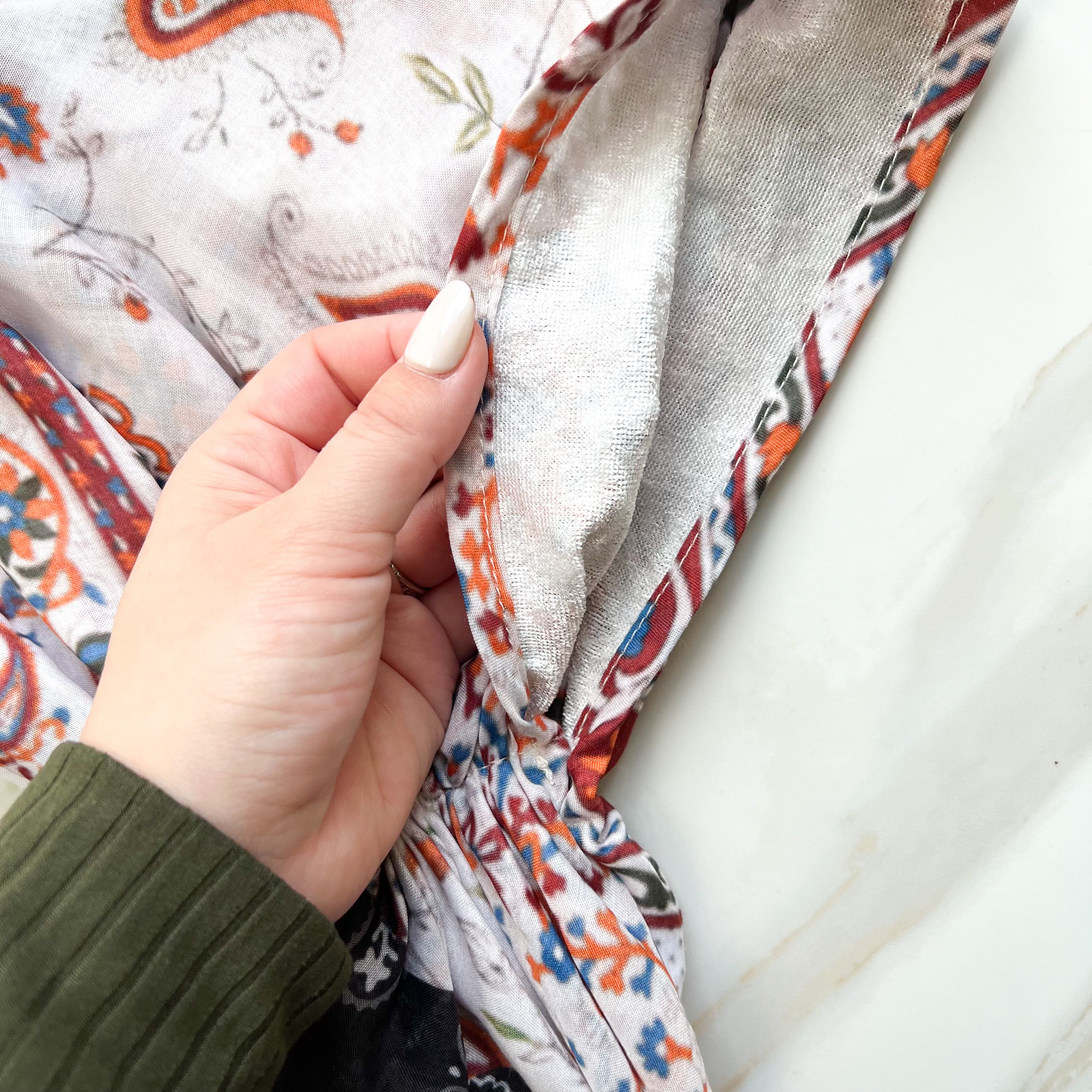 Beck Pre-Tied Scarf