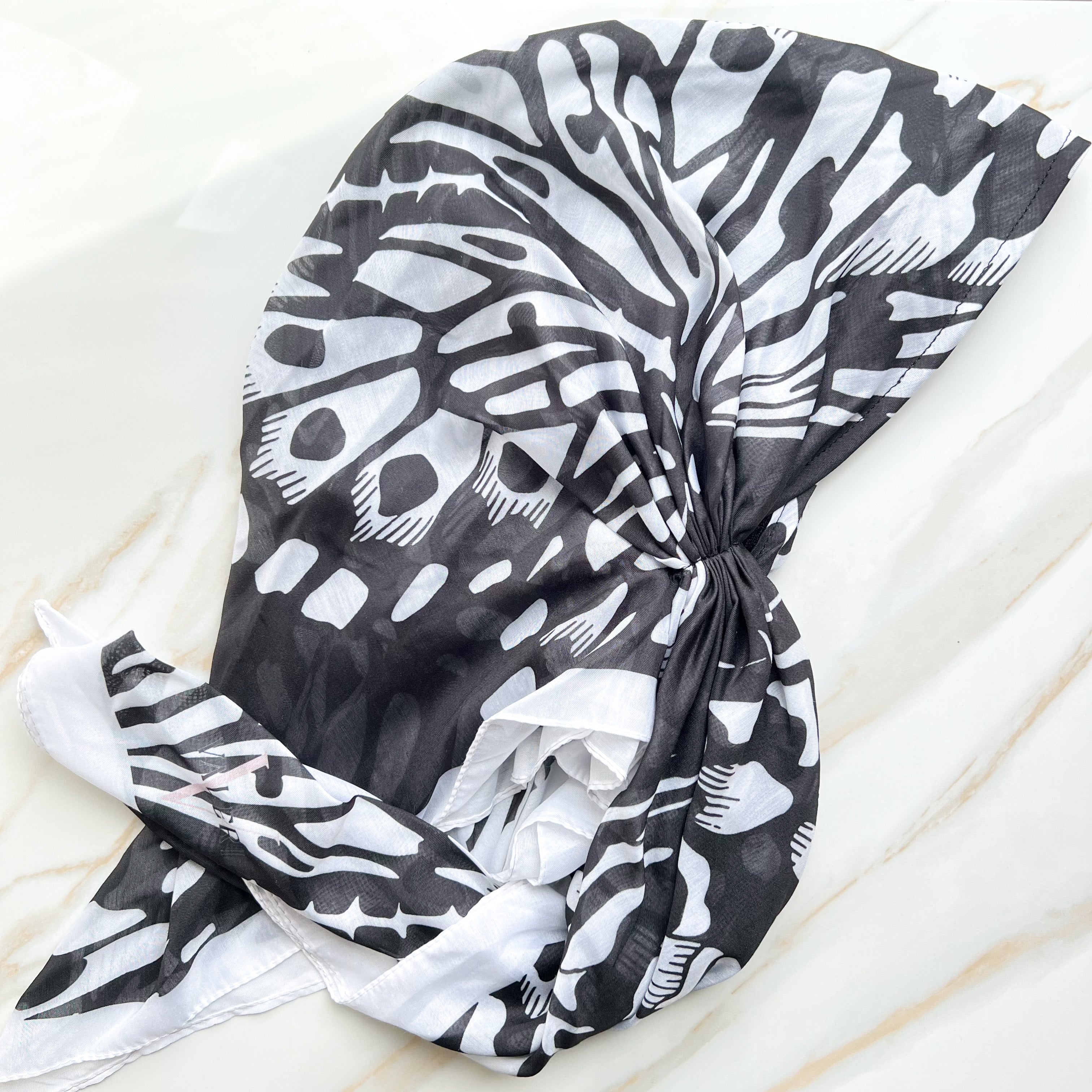 Flutter Open Pre-Tied Scarf