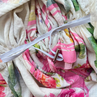 Jardin Rose Light Crinkle Pre-Tied Scarf