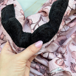 Blushwood Light Crinkle Triangle Scarf