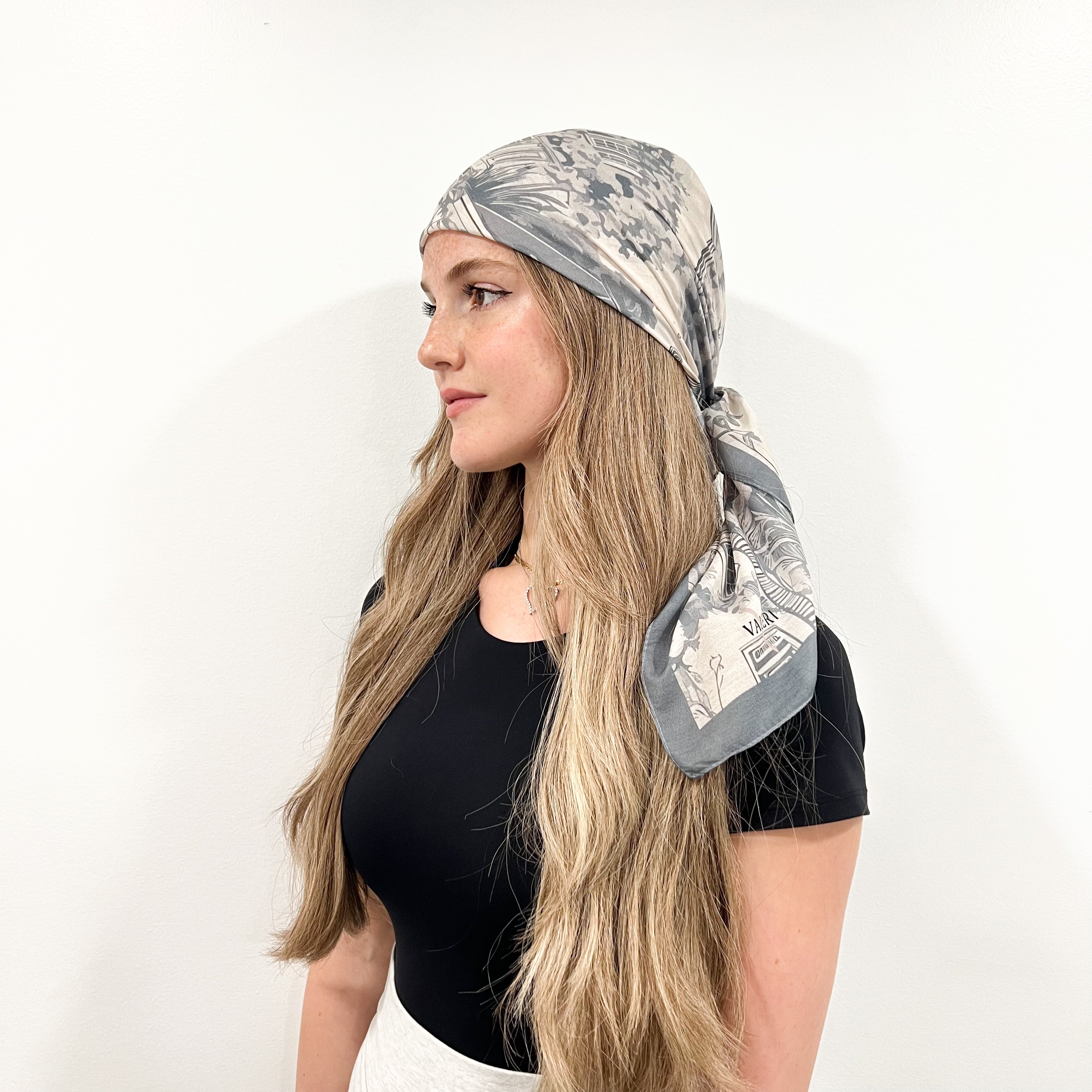 Jane Small Open Square Scarf