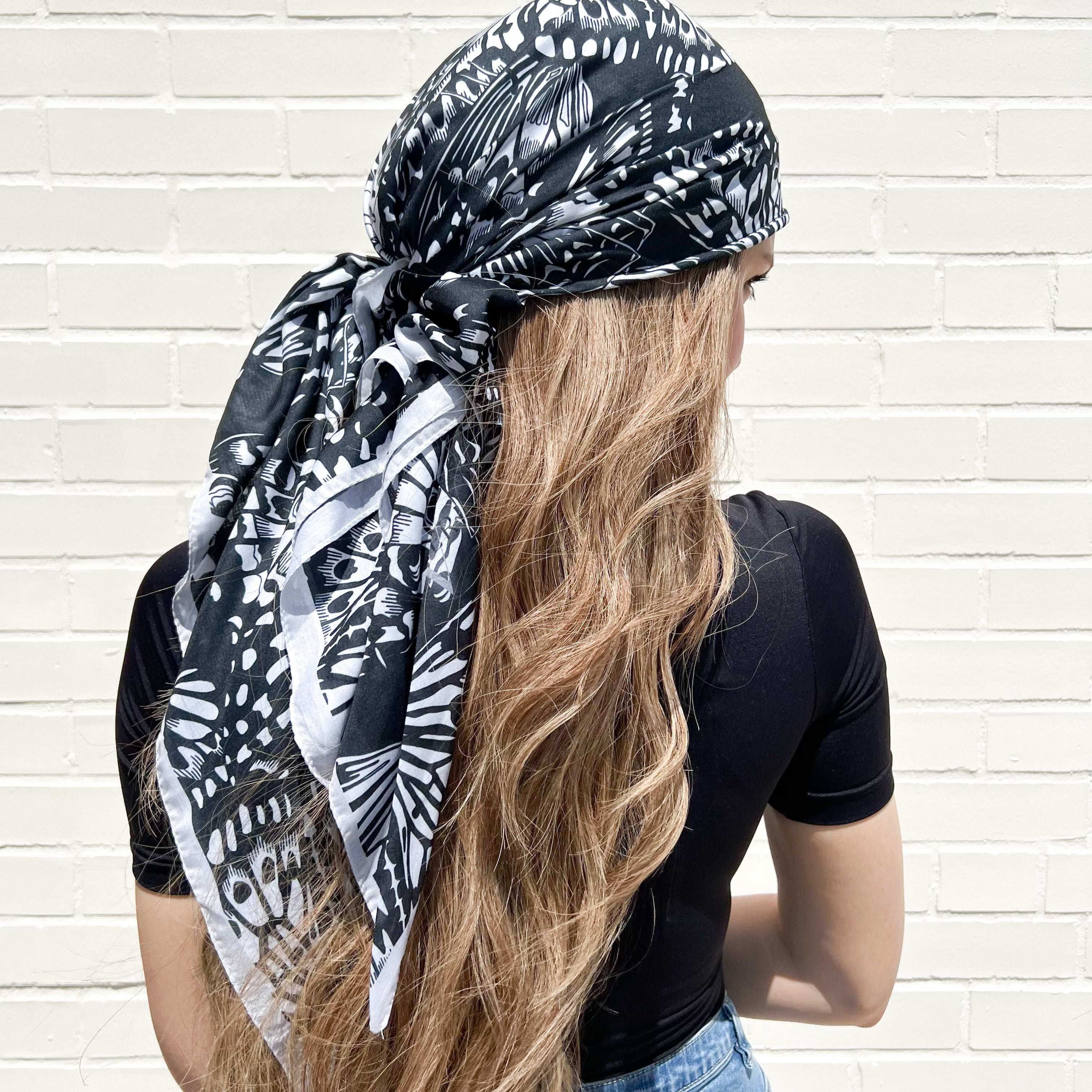 Flutter Triangle Scarf