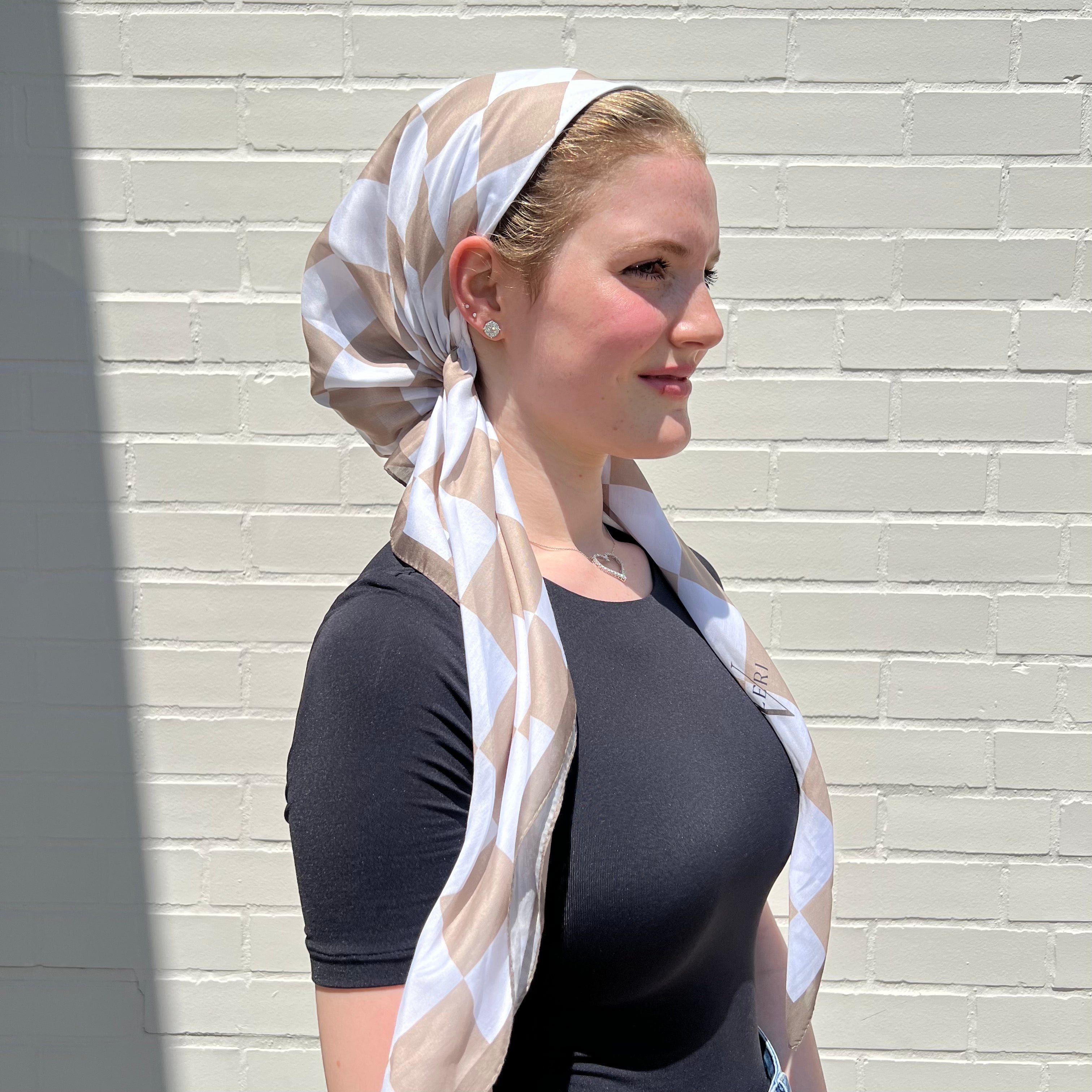 Harper Pre-Tied Scarf