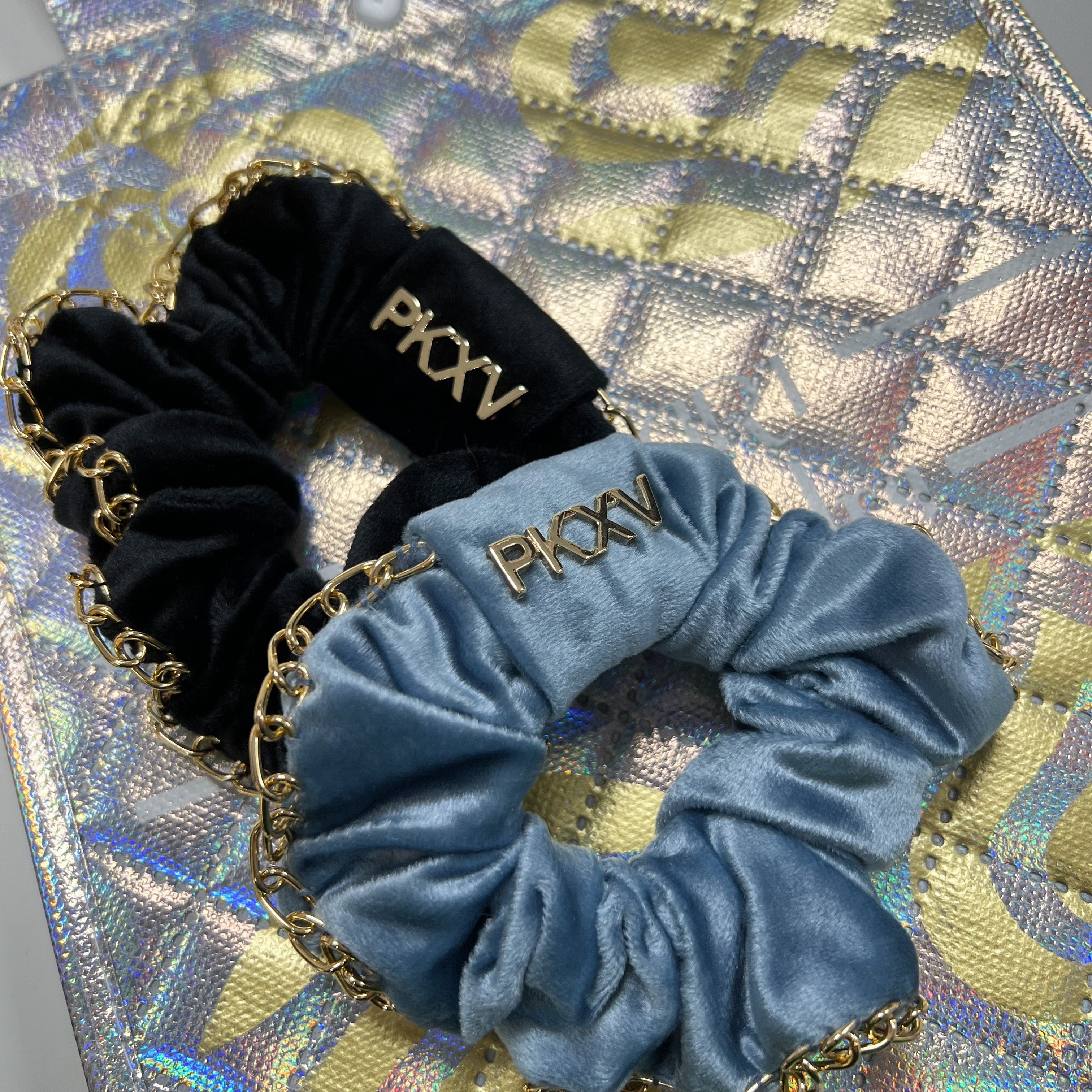 Velvet Chain PK HART X V Scrunchie