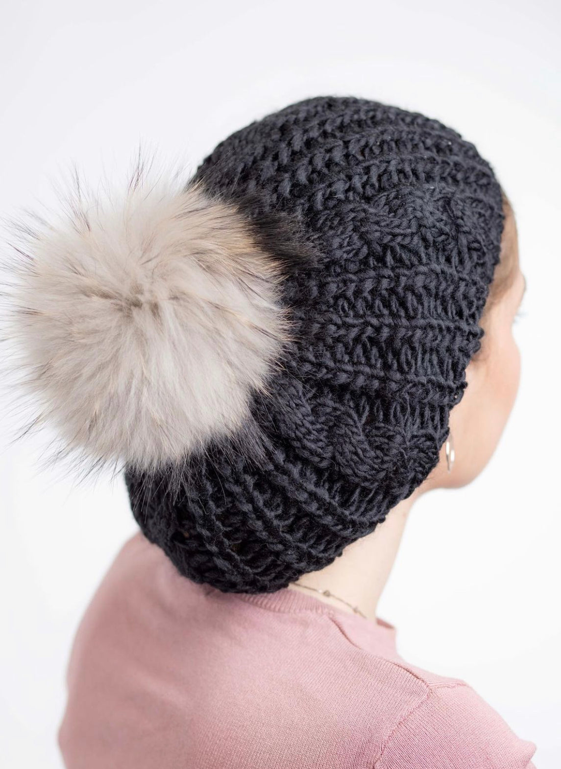 Black Winter Solid Pom Pom Cable Knit Beret